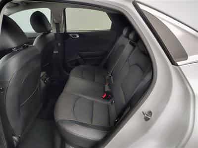 Kia XCeed PHEV 1.6 GDi Business Line DCT (2020) - Foto 13