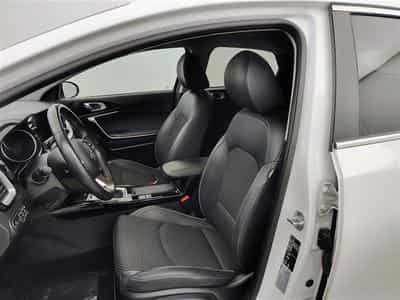 Kia XCeed PHEV 1.6 GDi Business Line DCT (2020) - Foto 7