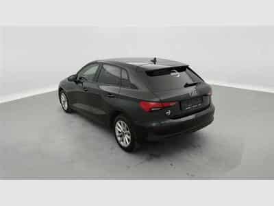 Audi A3 Sportback 30 TFSI S-Tronic  Cuir / Navi / Led (2022) - Photo 2