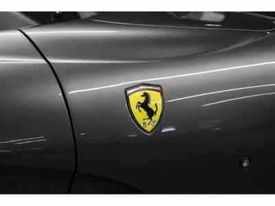 Ferrari 812 GTS 6.5 V12 (2021) - Photo 12