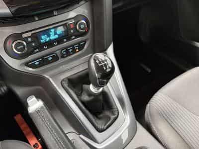 Ford Focus Titanium *1.Hand *AHK*City-Paket*Tempomat (2014) - Foto 12