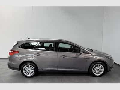 Ford Focus Titanium *1.Hand *AHK*City-Paket*Tempomat (2014) - Foto 4