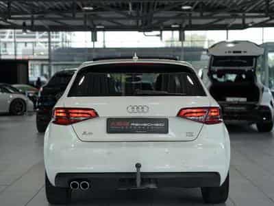 Audi A3 2.0 TDI ambiente quattro *1.Hand *AHK *Pano (2014) - Photo 7