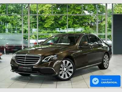 Mercedes E 220 d Limousine 9G Exclusive *19 *AHK *Kam (2016) - Photo 1