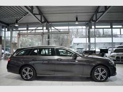 Mercedes E 220 d T Avantgarde *1.Hand *AHK *Navi *MwSt. (2023) - Photo 6