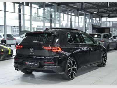 VW Golf 8 GTD DSG BlackStyle *19 *ACC*Pano*Kam (2022) - Foto 7