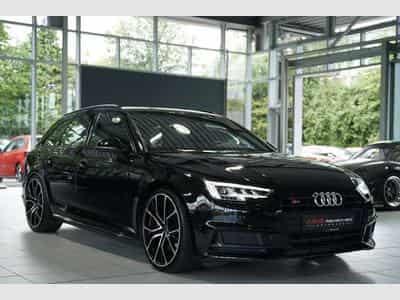 Audi S4 Avant 3.0 TFSI q. 2.H *B&O *MATRIX *S-Sitze (2017) - Photo 5