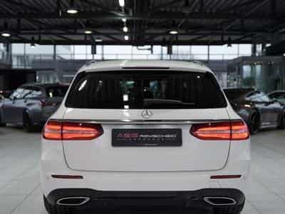 Mercedes E 400 d T 4M AMG Line *2.H *Distr. *LUFT *Pano (2020) - Photo 10