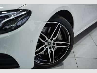 Mercedes E 400 d T 4M AMG Line *2.H *Distr. *LUFT *Pano (2020) - Photo 3