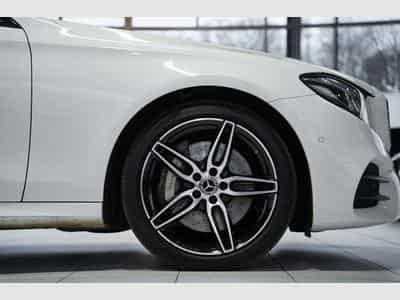 Mercedes E 400 d T 4M AMG Line *2.H *Distr. *LUFT *Pano (2020) - Photo 8