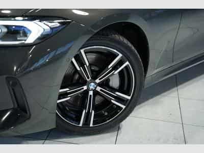 BMW 330 d Touring xDrive M Sport *2.H *Pano*Live*HUD (2024) - Photo 3