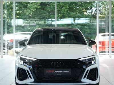 Audi RS3 q. Limousine *2.H *ACC*Pano*RS-Sitze*S-AGA (2022) - Foto 4