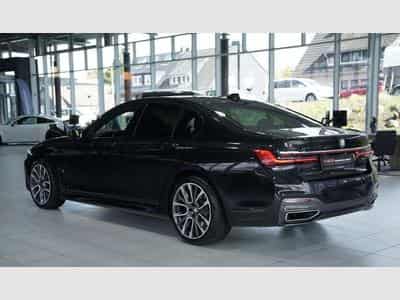 BMW 730 d xD M Sportpaket *20Zoll *H&K *Nappa *H-UP* (2021) - Foto 10