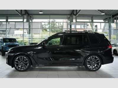 BMW X7 xD 40d M Sport Pro 2H *SkyL*H&K*StandH*Soft-C (2026) - Foto 11