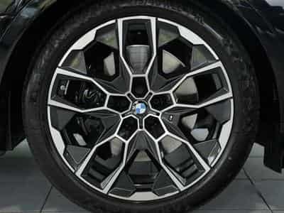 BMW X7 xD 40d M Sport Pro 2H *SkyL*H&K*StandH*Soft-C (2026) - Foto 7