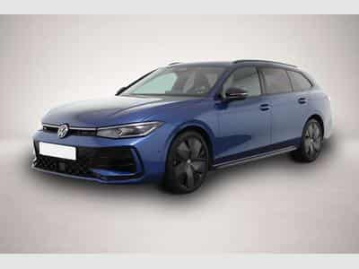 VW Passat (2025) - Photo 1