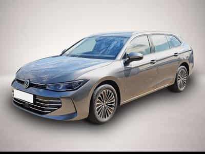 VW Passat (2025) - Photo 3