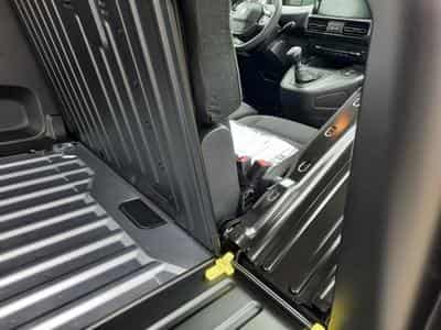 Peugeot Partner 1.5 BlueHDI 130 AT8 Confort L2H1 (2026) - Photo 14
