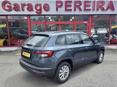 Skoda Karoq 2.0 TDI 150 CANTON NAVI 1 HAND (2022) - Foto 3