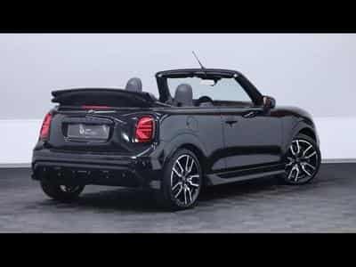 MINI Cooper Convertible JCW Pack Steptronic (2025) - Photo 13