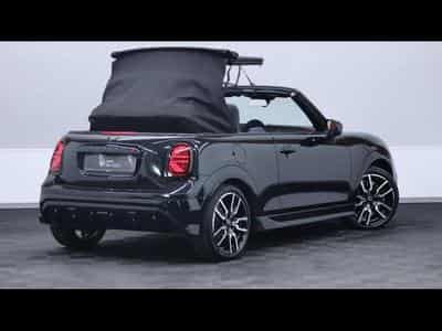 MINI Cooper Convertible JCW Pack Steptronic (2025) - Photo 14