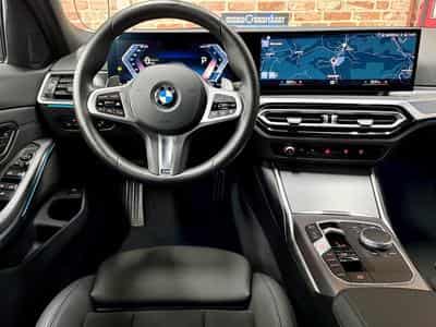 BMW 320 320iA Touring 2.0 184cv Auto M-SPORT (2024) - Photo 4