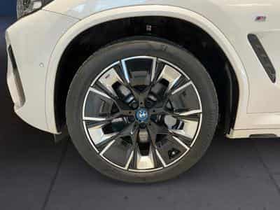 BMW iX3 IX3 M-Sport (2024) - Foto 7