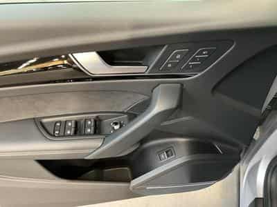 Audi Q5 SB+S-Line+50TDI+Quatt.+Tiptronic+P.Prem.+Luft.+AHK (2023) - Foto 14
