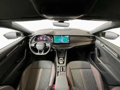 Skoda Octavia RS+DSG+AHK+LED+Navi+Side-Ass. (2025) - Foto 2