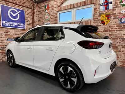 Opel Corsa Corsa-e 136cv 50Kw/h Auto aCarPlay/ClimaA/Cam (2024) - Foto 2