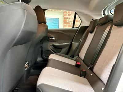 Opel Corsa Corsa-e 136cv 50Kw/h Auto aCarPlay/ClimaA/Cam (2024) - Foto 6