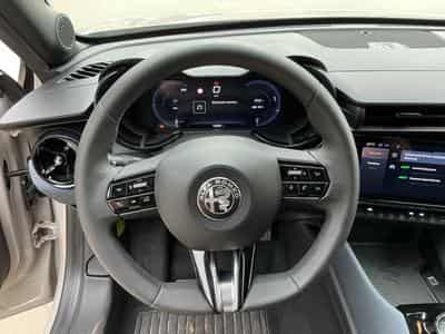 Alfa-Romeo Junior 54 kWh *1 phase charging (2025) - Photo 12