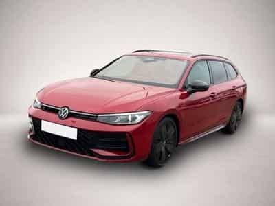VW Passat (2024) - Photo 1