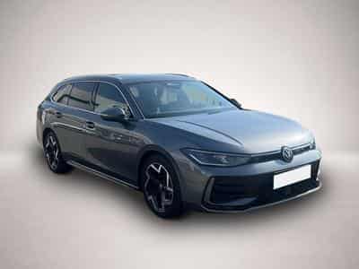 VW Passat (2025) - Photo 3