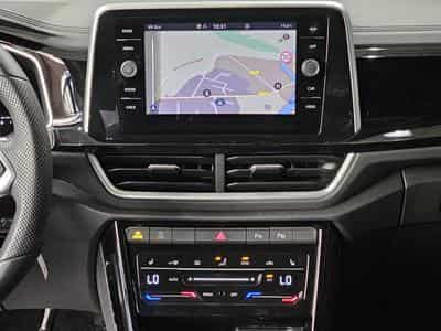 VW T-Roc 150cv R-Line Edition DSG7 (2025) - Foto 11