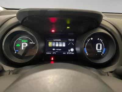 Toyota Yaris 1.5 HYBRID (2023) - Foto 2