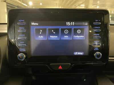 Toyota Yaris 1.5 HYBRID (2023) - Foto 3