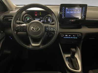 Toyota Yaris 1.5 HYBRID (2023) - Foto 6