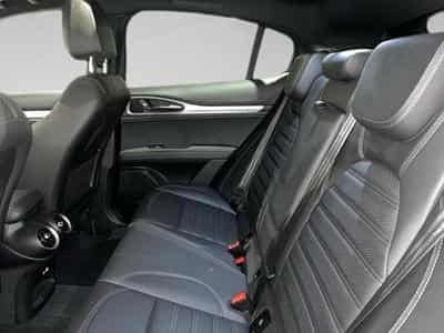 Alfa-Romeo Stelvio 2.2 MJD 210 Q4 Veloce (2023) - Photo 11