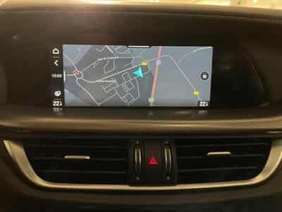 Alfa-Romeo Stelvio 2.2 MJD 210 Q4 Veloce (2023) - Photo 3