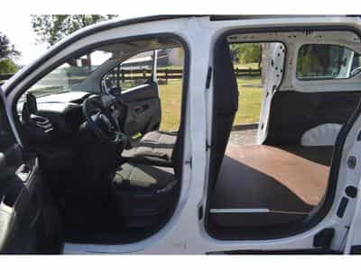 Citroën Berlingo 1,5 DCI Maxi Nouv.Distrib. 3 places très bon état (2021) - Photo 8