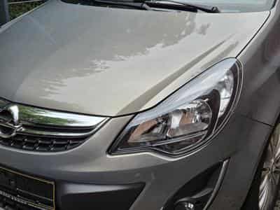Opel Corsa COSMO 1.4 ESSENCE 101CV (2014) - Photo 2
