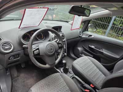 Opel Corsa COSMO 1.4 ESSENCE 101CV (2014) - Photo 5