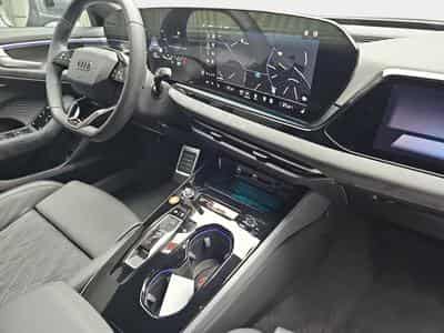Audi A4 2.0 TFSI S-Tronic 204  S-Line (2025) - Foto 15