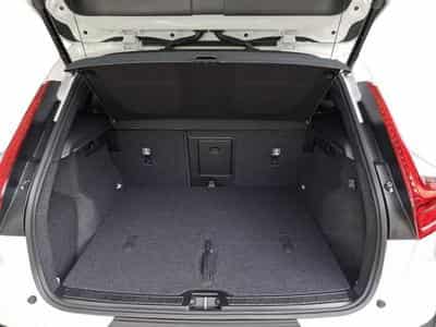 Volvo XC40 Dark (2026) - Foto 9