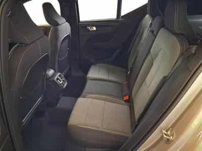 Volvo XC40 Dark (2026) - Foto 13