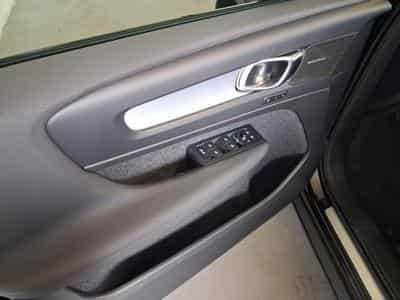 Volvo XC40 Dark (2026) - Foto 10