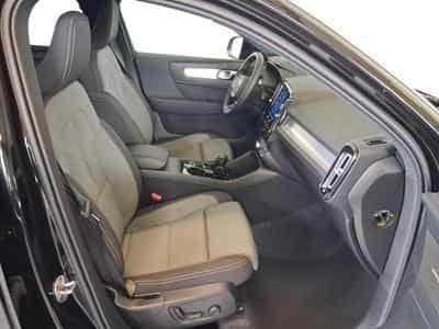 Volvo XC40 Dark (2026) - Foto 13
