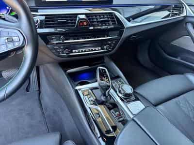 Alpina B5 Touring SWITCH-TRONIC Allrad Pano/HarmanKardo (2021) - Photo 15
