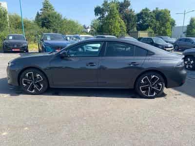 Peugeot 508 HYBRID 225 GT E-EAT8 (2024) - Photo 8